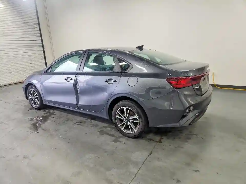 3KPF24ADXRE755030 2024 KIA FORTE LXS-1
