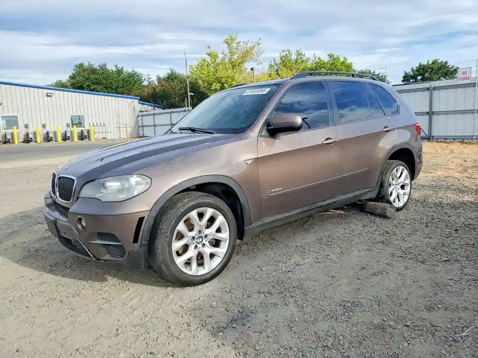5UXZV4C55D0B17314 2013 BMW X5-0