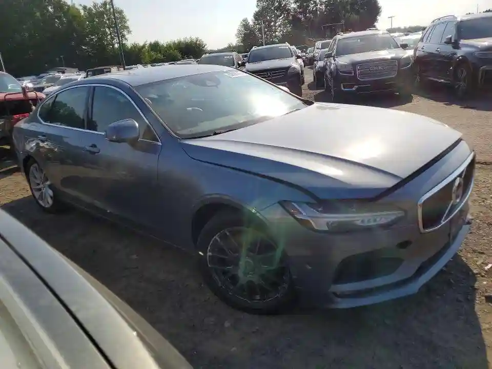 LVY992MK8JP020423 2018 VOLVO S90-3