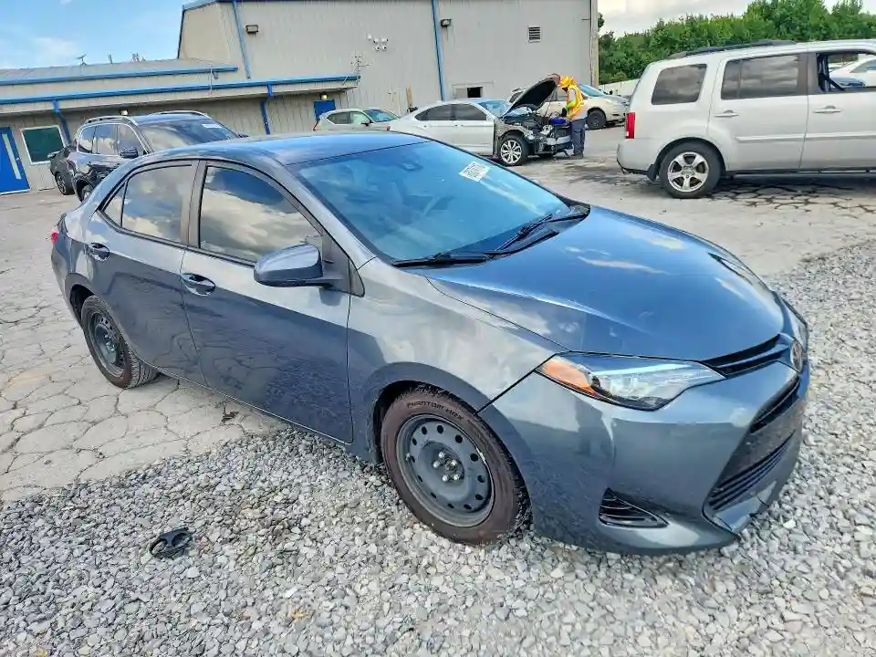 5YFBURHEXHP594874 2017 TOYOTA COROLLA-3
