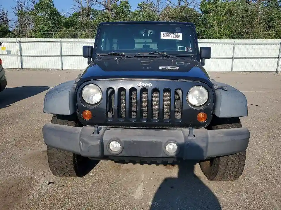 1C4BJWDG3DL677452 2013 JEEP WRANGLER-4