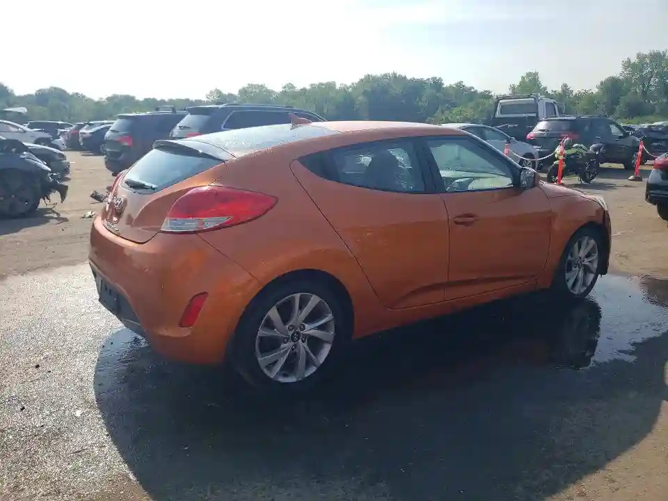 KMHTC6AD5GU252995 2016 HYUNDAI VELOSTER-2