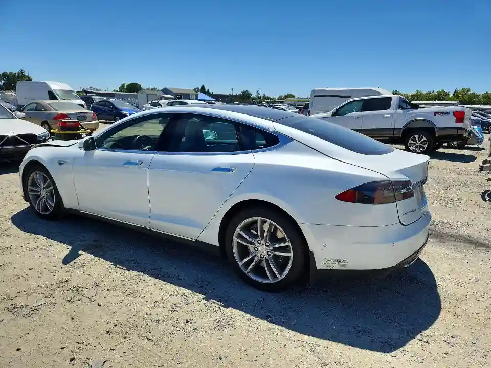 5YJSA1S10FF099415 2015 TESLA MODEL S-1
