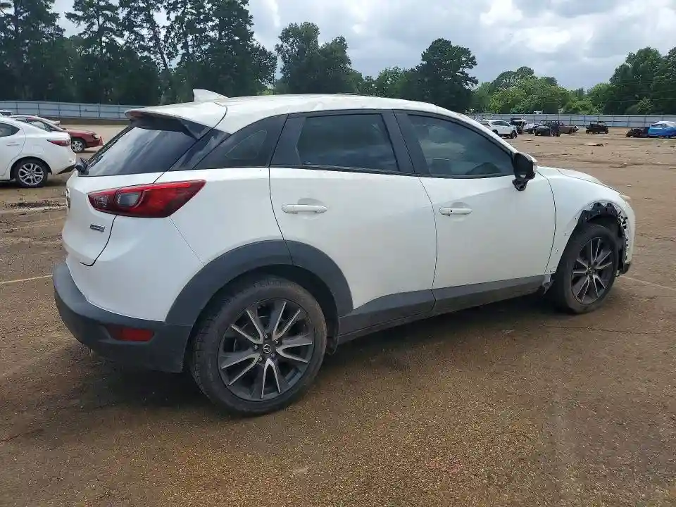 JM1DKFC77H0162209 2017 MAZDA CX-3-2