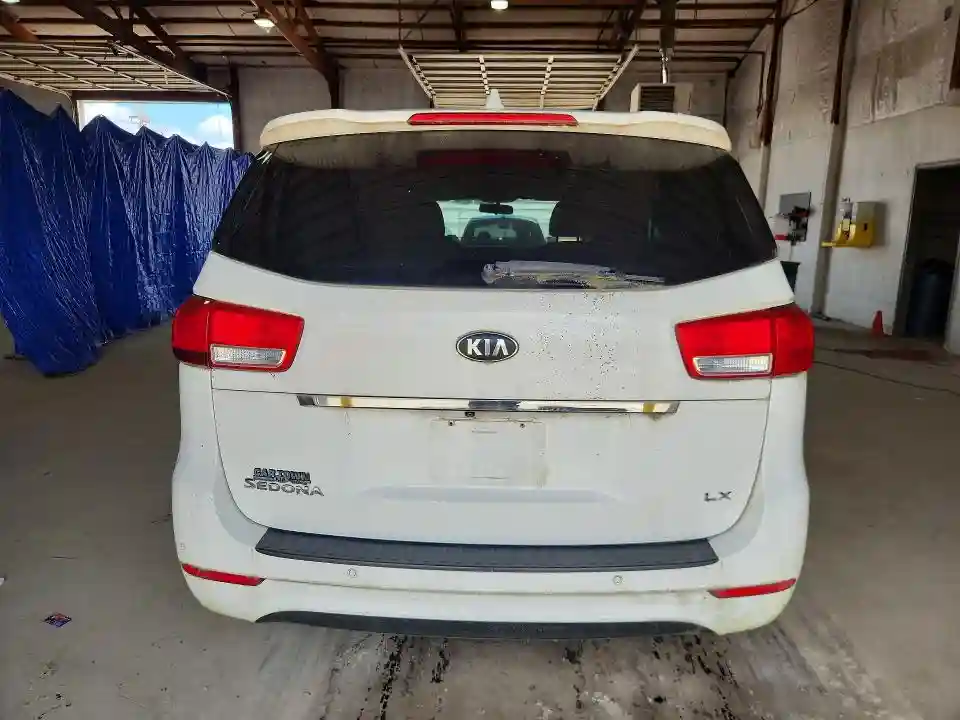 KNDMB5C17G6113111 2016 KIA SEDONA-5