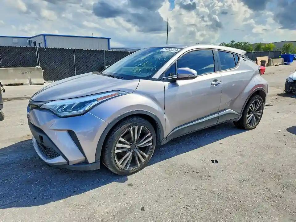 NMTKHMBX9LR106823 2020 TOYOTA C-HR LE-0