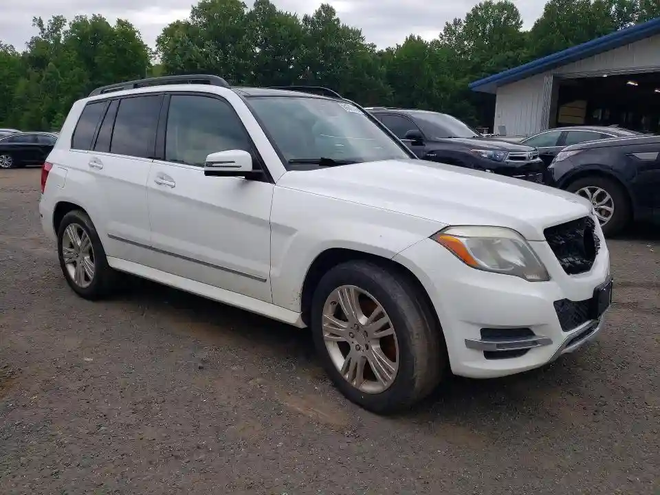 WDCGG8JB9FG412050 2015 MERCEDES-BENZ GLK-CLASS-3
