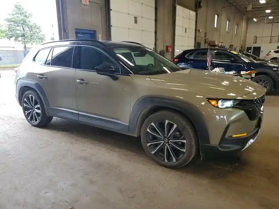 7MMVABDY3SN373764 2025 MAZDA CX-50-3