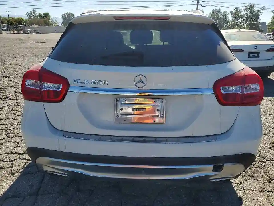 WDCTG4EB8HJ356139 2017 MERCEDES-BENZ GLA-CLASS-5