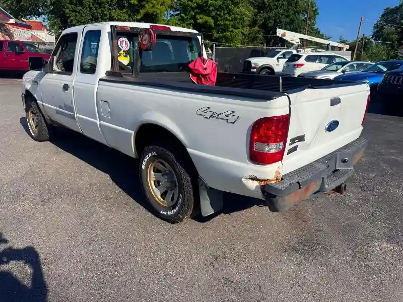 1FTLR1FE0BPA57563 2011 FORD RANGER-2
