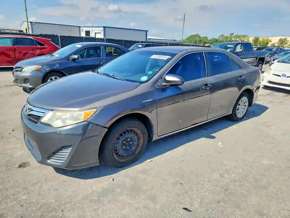 4T1BD1FK9DU092571 2013 TOYOTA CAMRY SOLA-0