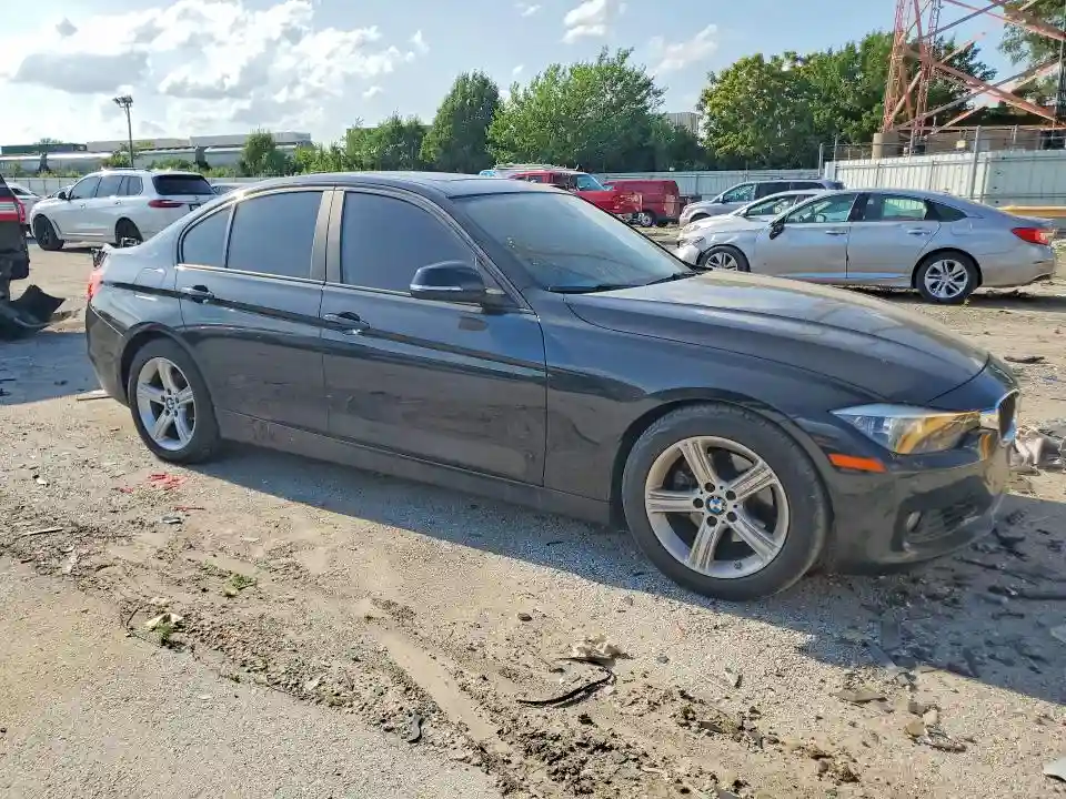 WBA3A5G55DNP24703 2013 BMW 3 SERIES-3