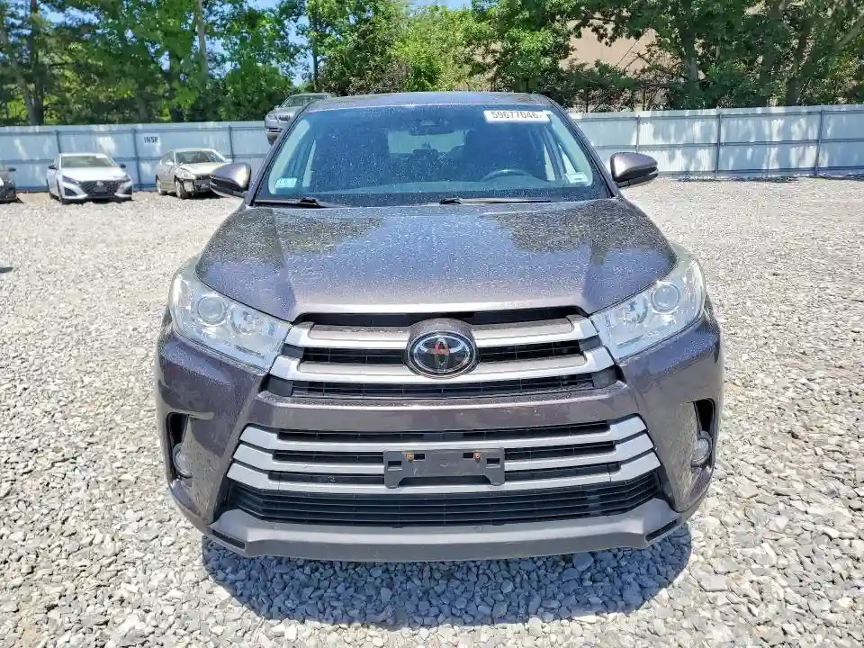 5TDBZRFH9JS843287 2018 TOYOTA HIGHLANDER-4