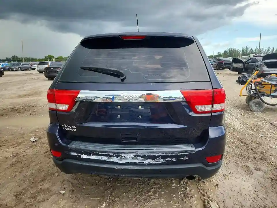 1J4RR4GG2BC540873 2011 JEEP CHEROKEE-5