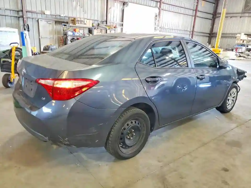 5YFBURHE0JP849652 2018 TOYOTA COROLLA-2