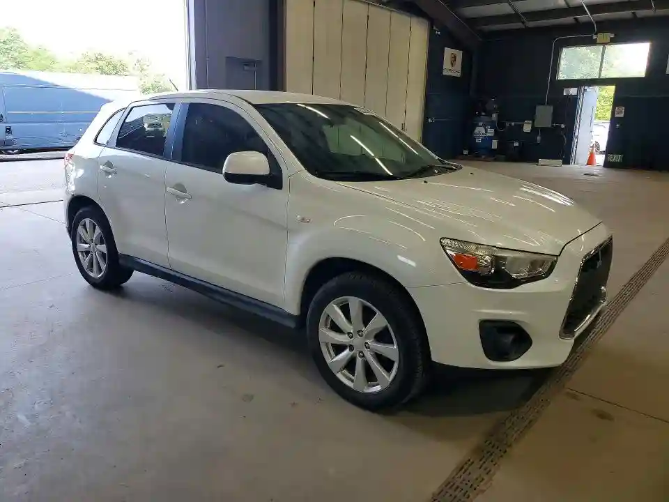 4A4AR3AWXFE038418 2015 MITSUBISHI OUTLANDER-3