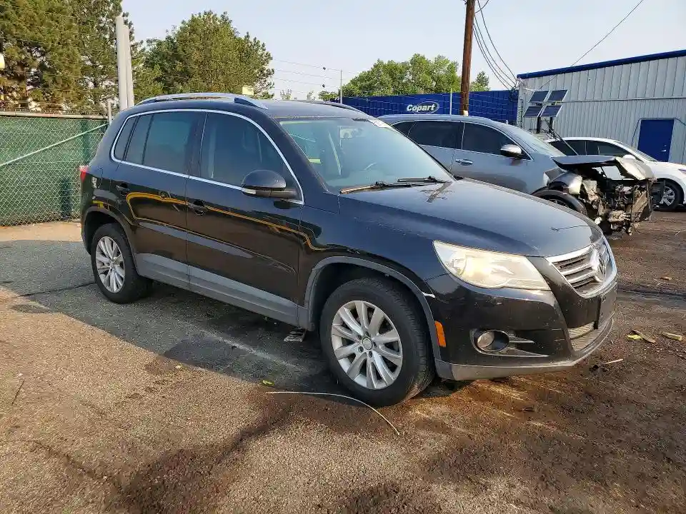 WVGBV7AXXAW510655 2010 VOLKSWAGEN TIGUAN-3