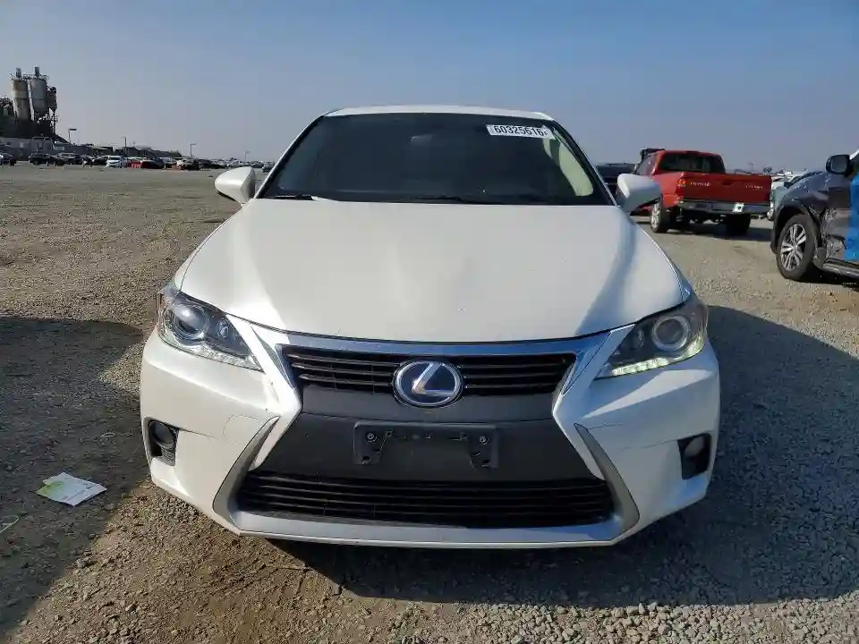 JTHKD5BH9F2232699 2015 LEXUS CT 200-4