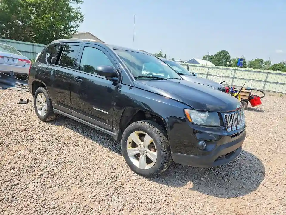 1C4NJDBB9GD627016 2016 JEEP COMPASS-3
