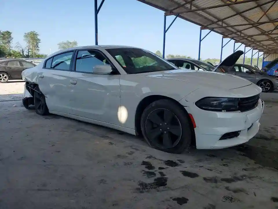 2C3CDXHG6JH166603 2018 DODGE CHARGER-3