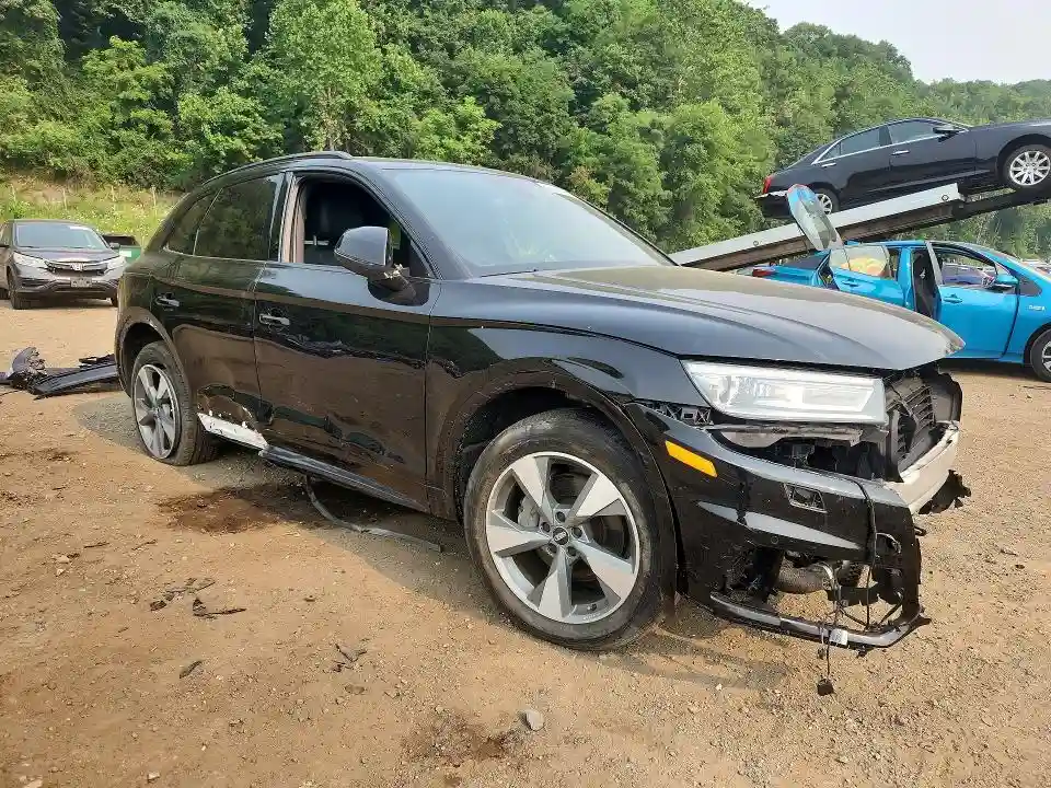 WA1ANAFY9L2096075 2020 AUDI Q5-3