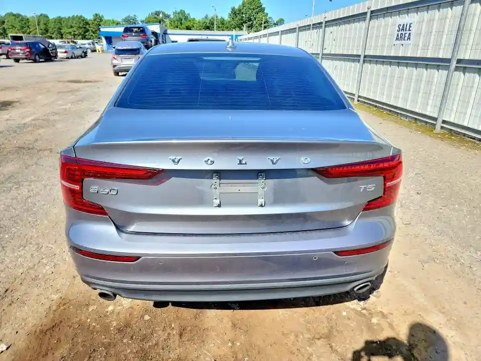 7JR102FK7LG048231 2020 VOLVO S60-5