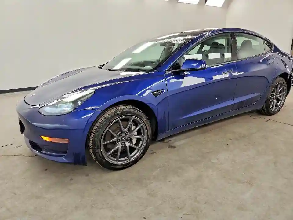 5YJ3E1EA5NF285728 2022 TESLA MODEL 3-0