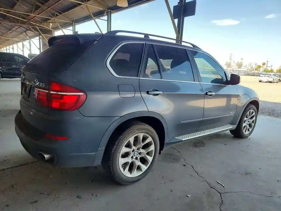 5UXZV4C52D0G53315 2013 BMW X5-2