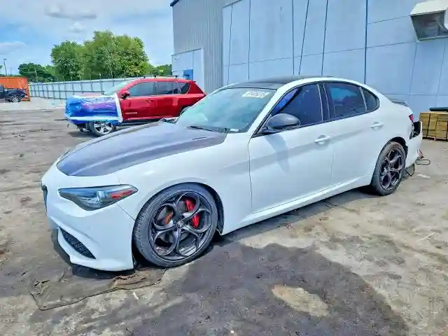 ZARFAMAN6K7599575 2019 ALFA ROMEO GIULIA-0