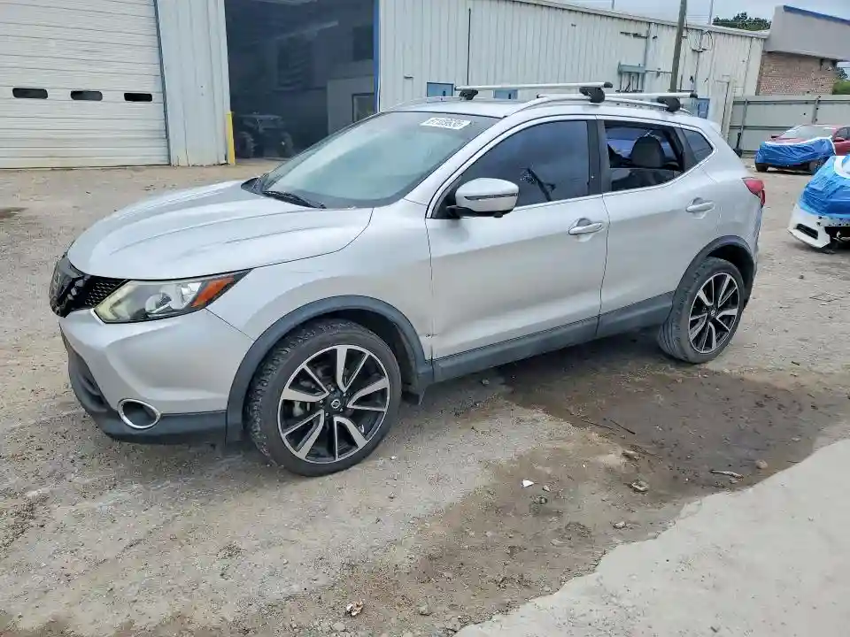 JN1BJ1CP8JW195495 2018 NISSAN ROGUE-0
