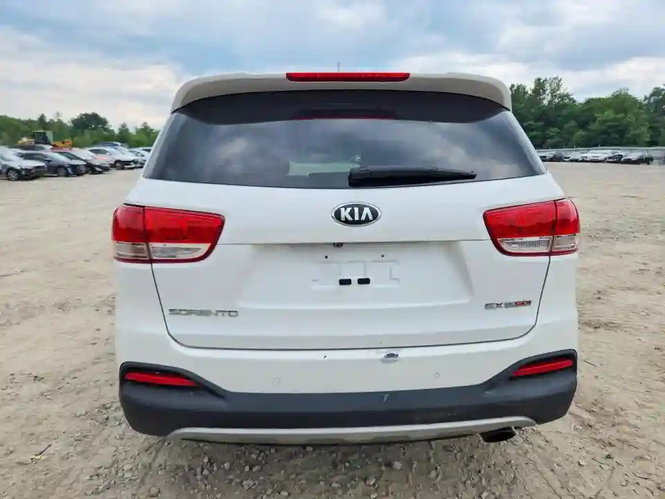 5XYPHDA16GG029366 2016 KIA SORENTO-5