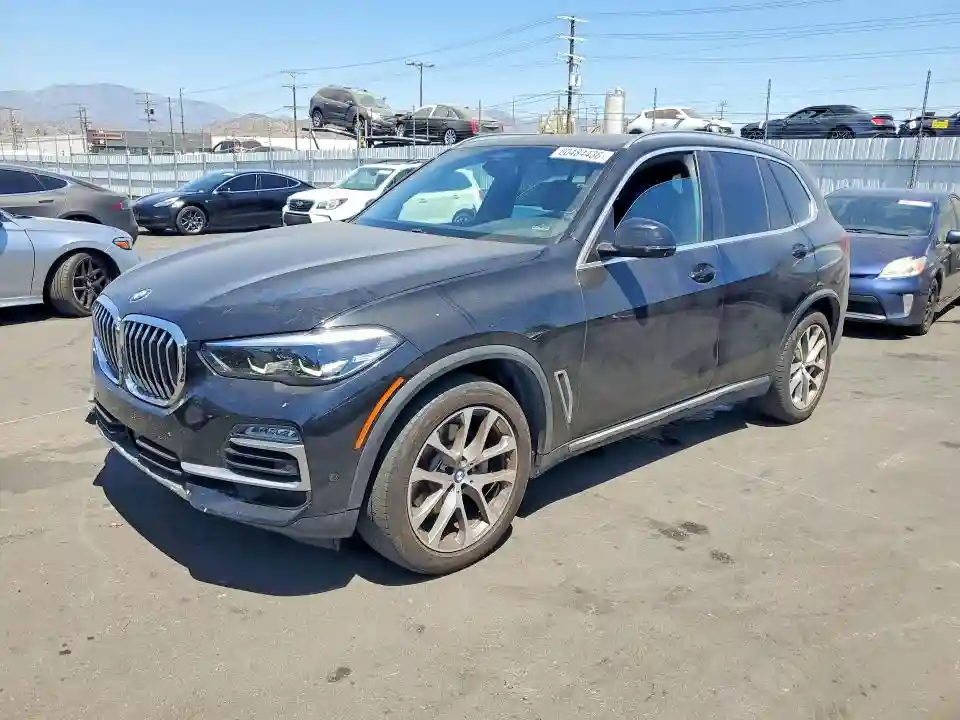5UXCR6C55KLL03076 2019 BMW X5-0
