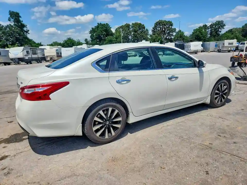 1N4AL3AP0HC490707 2017 NISSAN ALTIMA-2