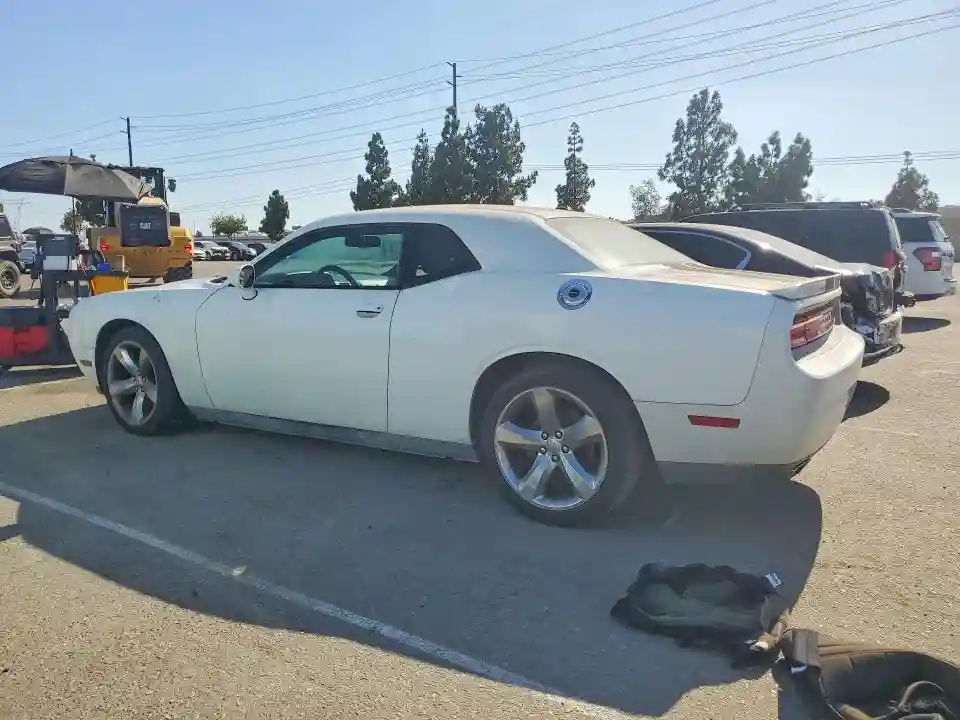 2C3CDYAGXDH649371 2013 DODGE CHALLENGER-1