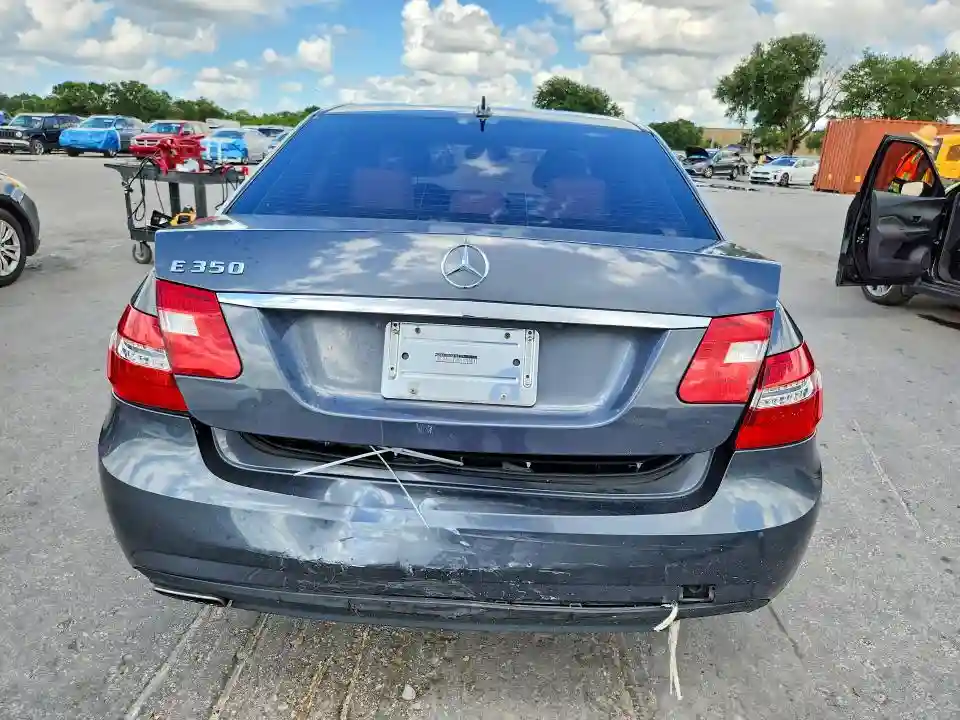 WDDHF5GB5AA162178 2010 MERCEDES-BENZ E-CLASS-5