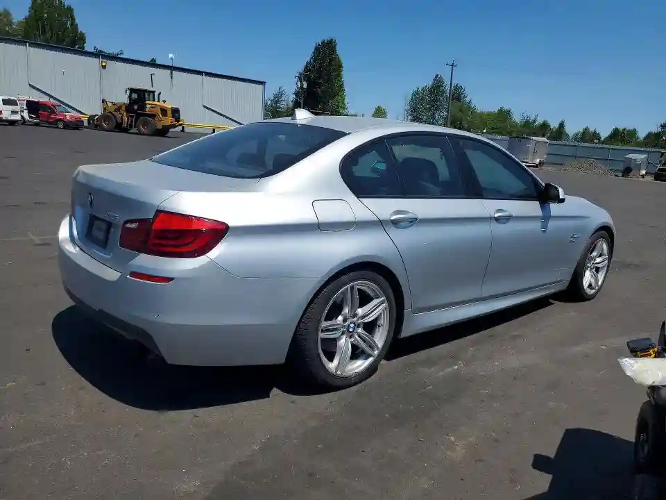 WBAFU7C57BC778230 2011 BMW 5 SERIES-2
