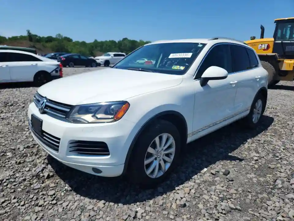 WVGEF9BP8CD010707 2012 VOLKSWAGEN TOUAREG-0