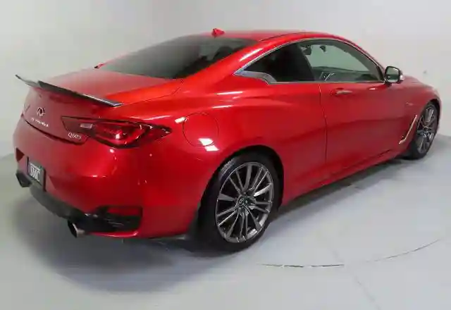 JN1FV7EK6HM610622 2017 INFINITI Q60-2