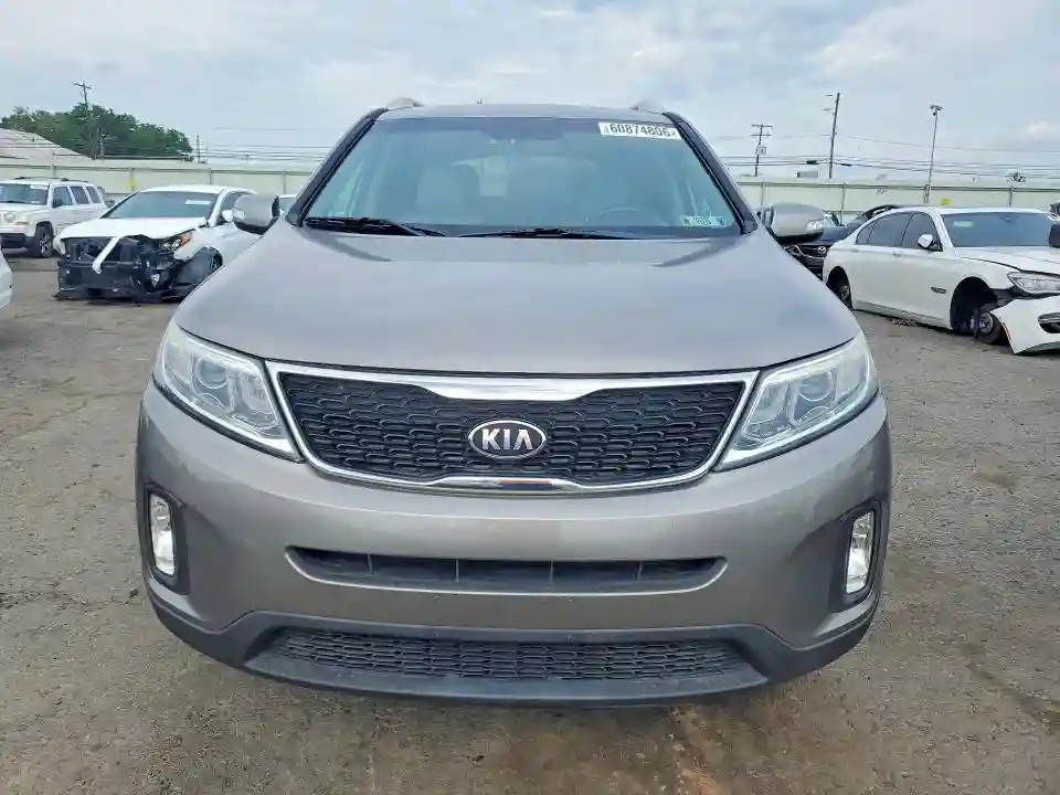 5XYKTDA75FG599080 2015 KIA SORENTO-4
