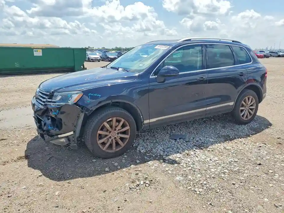 WVGEF9BP5FD004660 2015 VOLKSWAGEN TOUAREG-0