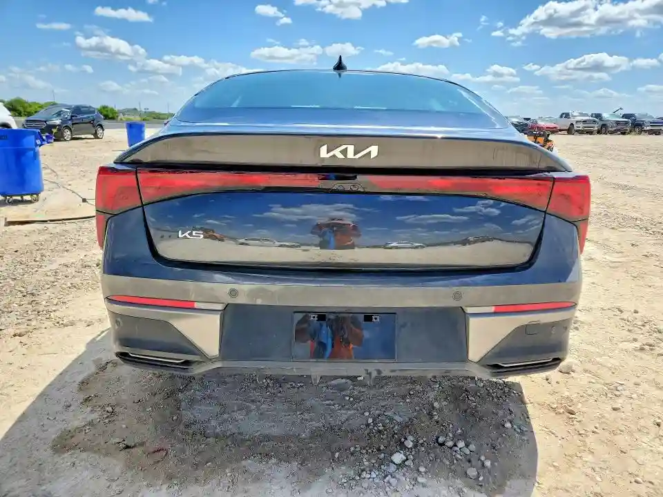 KNAG24J75S5316198 2025 KIA K5-5