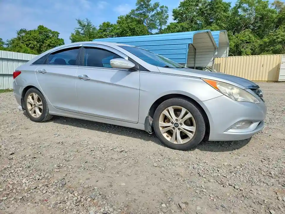 5NPEC4ACXDH573204 2013 HYUNDAI SONATA-3