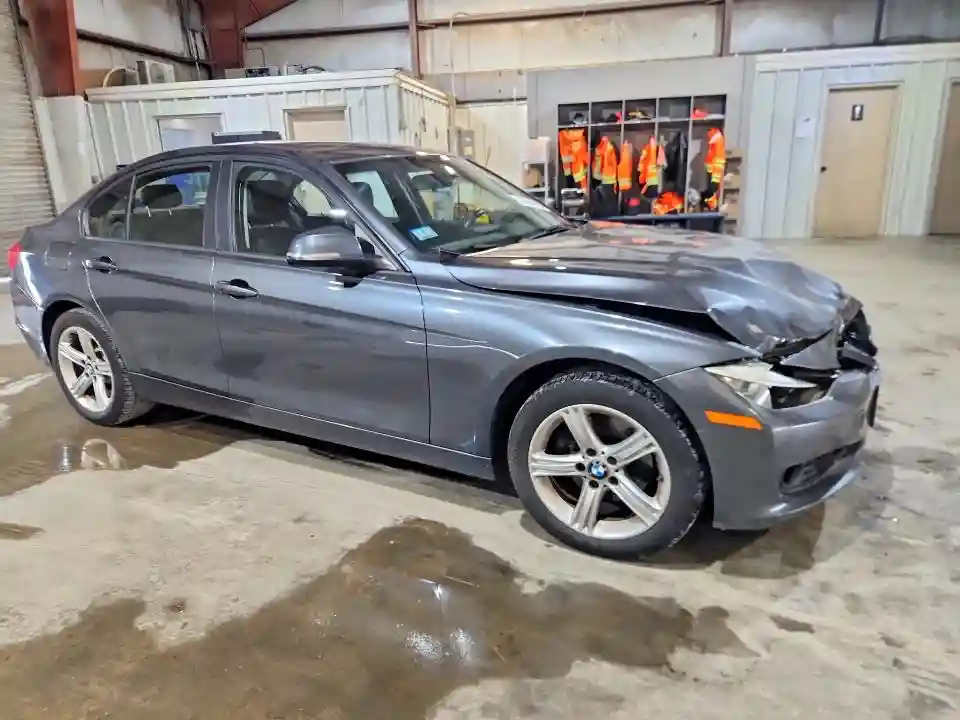 WBA3B3G57ENR81882 2014 BMW 3 SERIES-3
