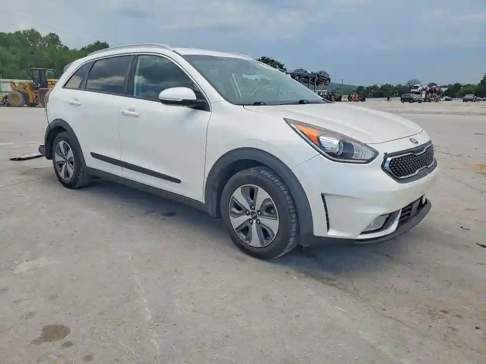 KNDCC3LC7J5109331 2018 KIA NIRO-3