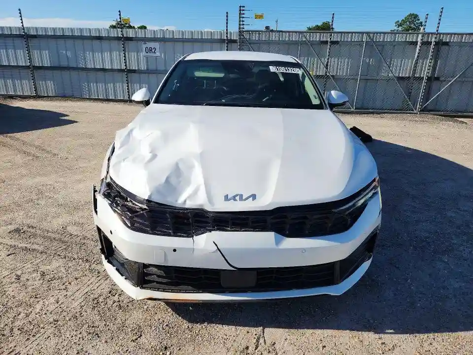 KNAG24J70T5443345 2026 KIA K5-4