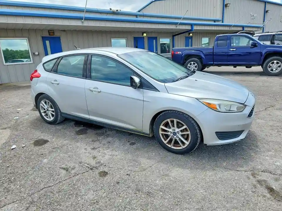 1FADP3K21FL381870 2015 FORD FOCUS-3