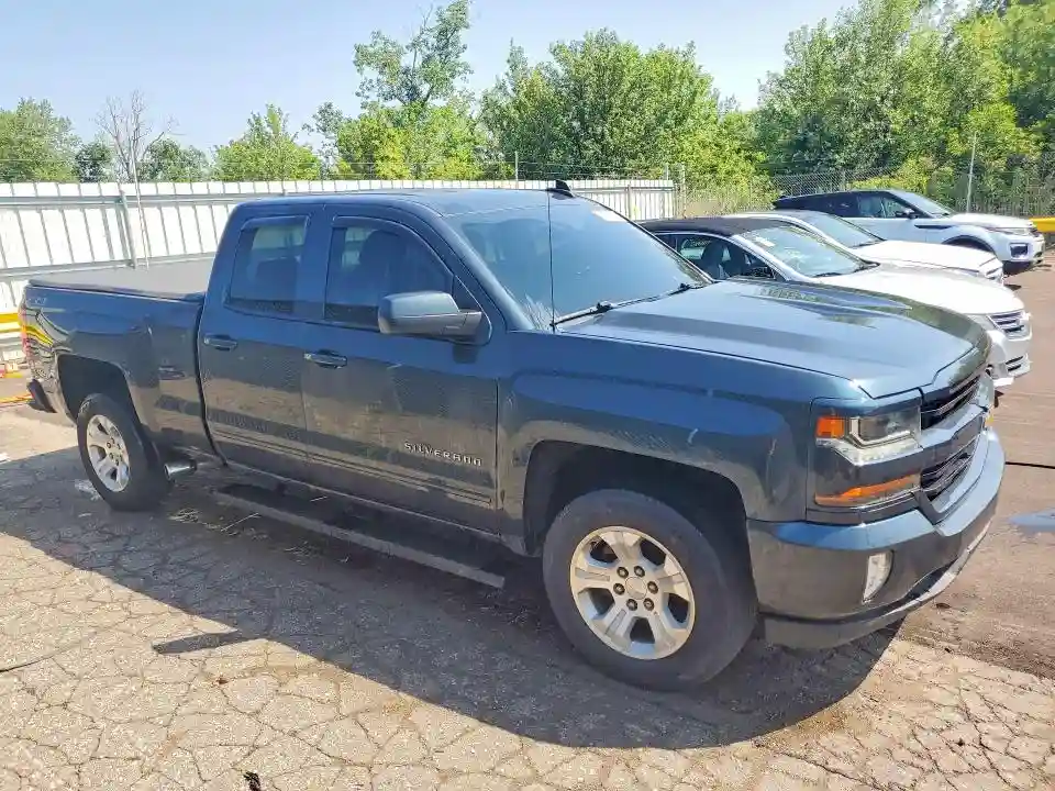 1GCVKREC1JZ289281 2018 CHEVROLET SILVERADO-3