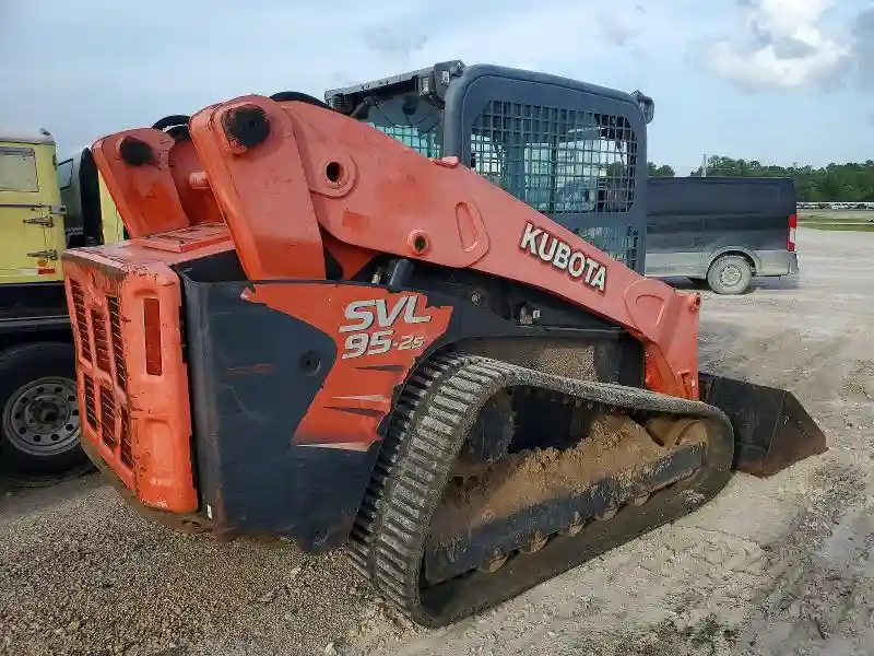 1014440 2017 KUBOTA SVL95-2S-3