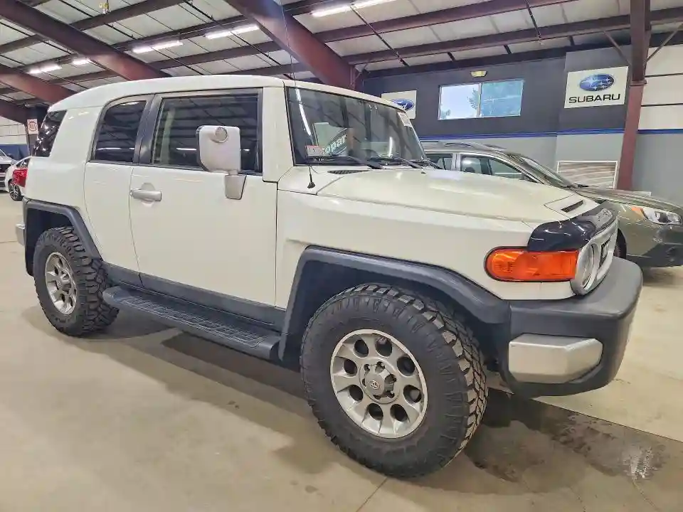 JTEBU4BF0DK165056 2013 TOYOTA FJ CRUISER-3