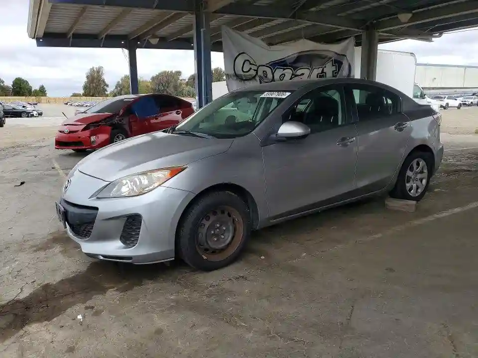 JM1BL1TG9D1728642 2013 MAZDA 3-0